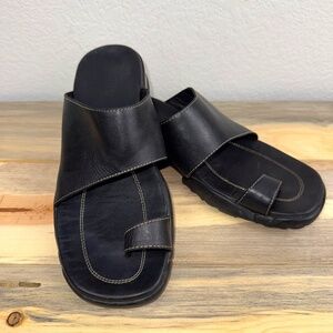 Cole Haan Nike Air Jana  Black Leather Sandals Toe Strap Slip On Size 7.5